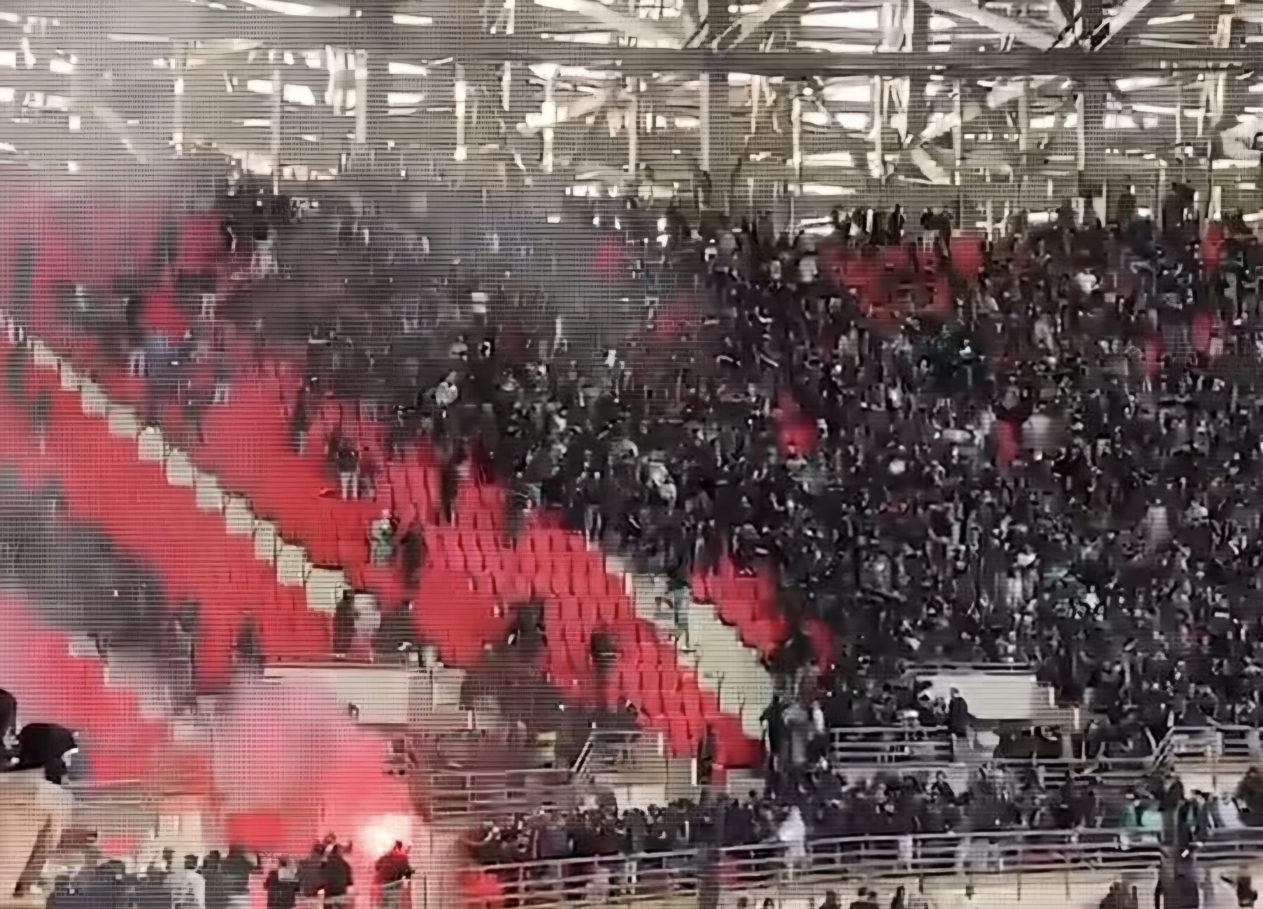الشغب يهدد صورة المغرب الكروية